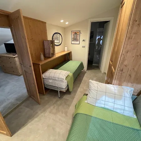 Appartement La Casina Di Oscar Ad Ao V Combe Vda 0014 E 00i6 *