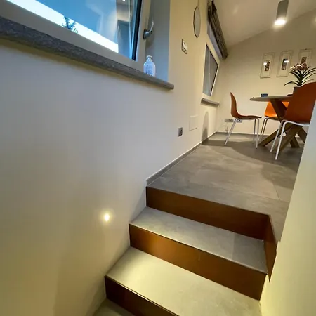 La Casina Di Oscar Ad Ao V Combe Vda 0014 E 00i6 *