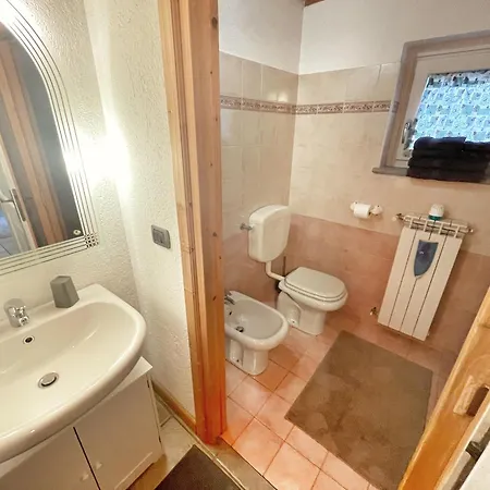 Appartamento La Casina Di Oscar Ad Ao V Combe Vda 0014 E 00i6 Quart