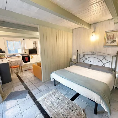 La Casina Di Oscar Ad Ao V Combe Vda 0014 E 00i6 Apartment *